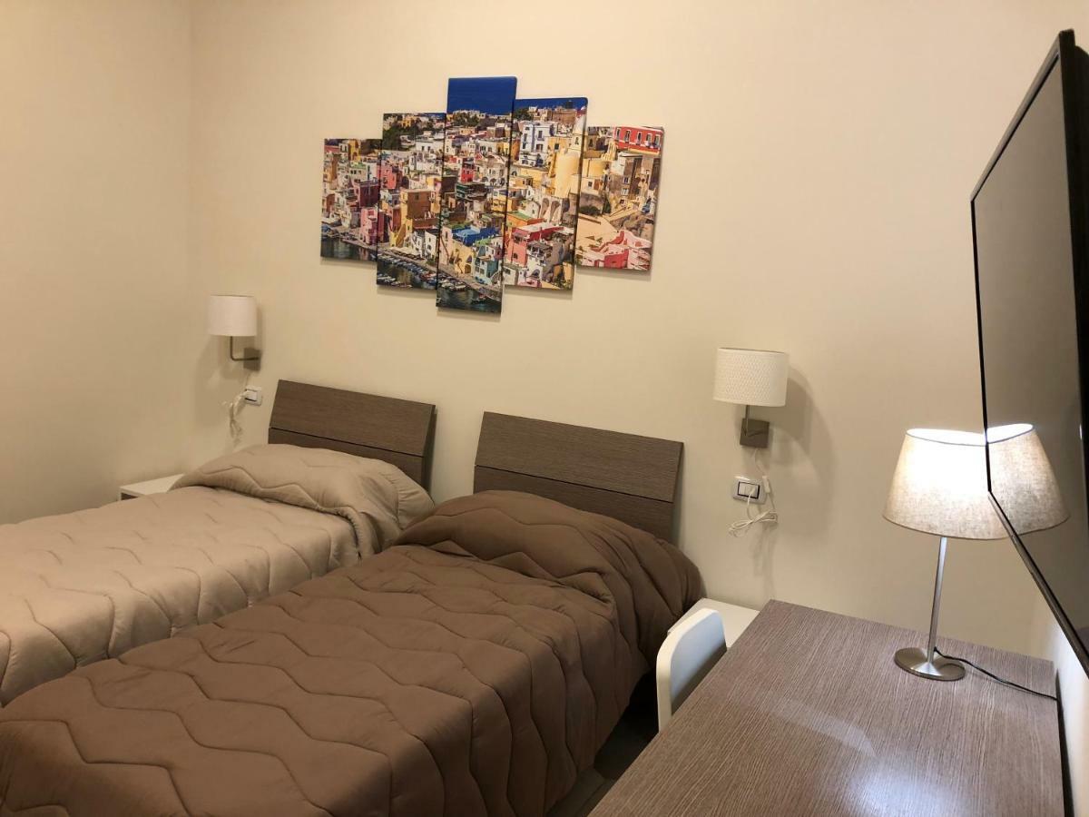 B&B La Dimora Del Conte Наполи Екстериор снимка