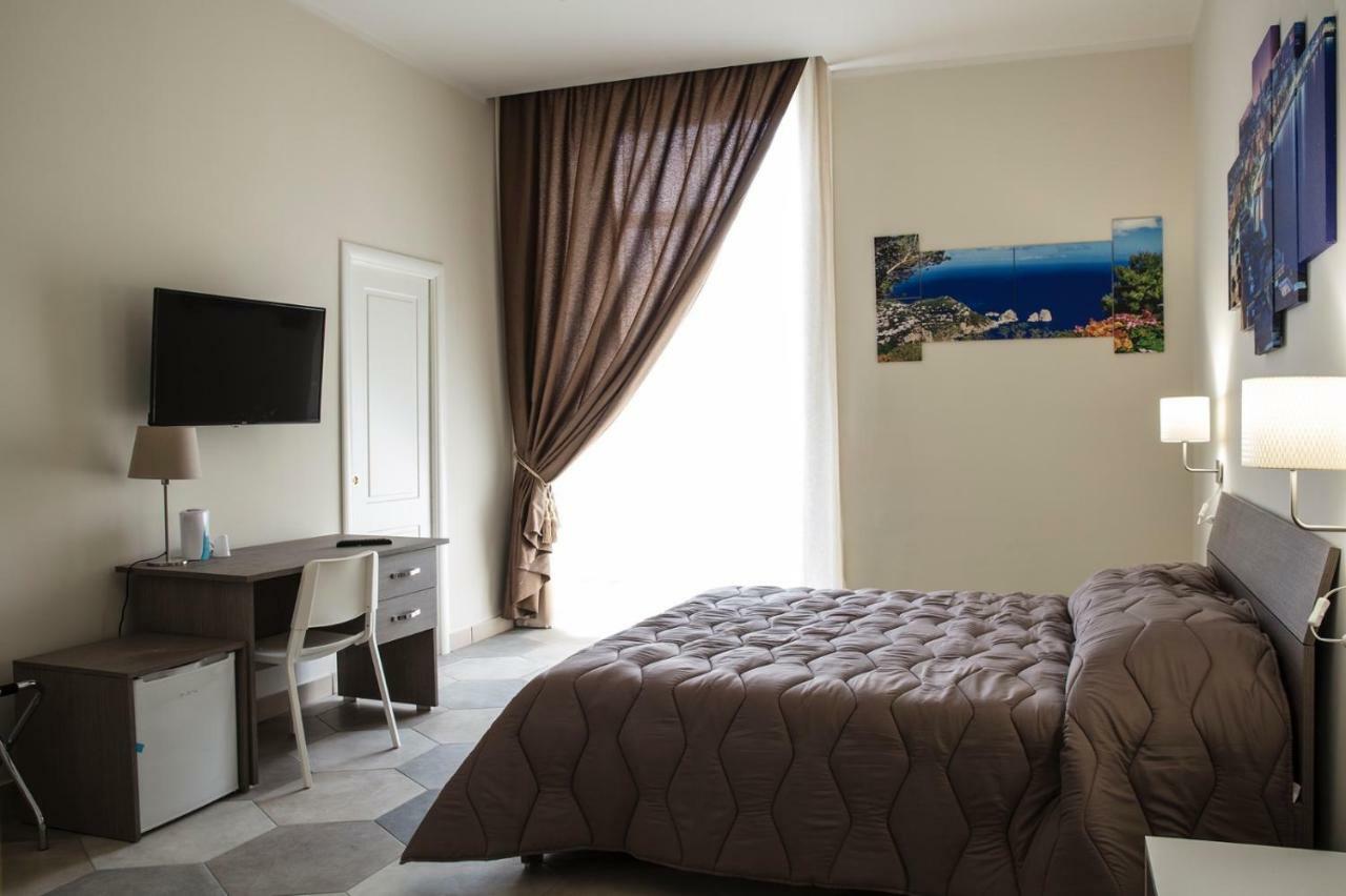 B&B La Dimora Del Conte Наполи Екстериор снимка