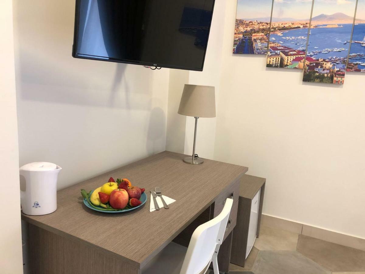 B&B La Dimora Del Conte Наполи Екстериор снимка